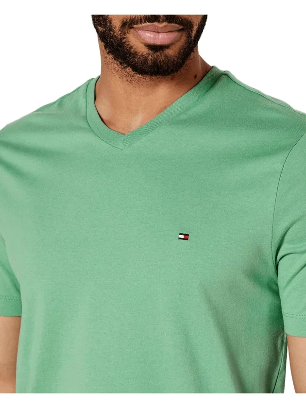 Essential V Neck Tee