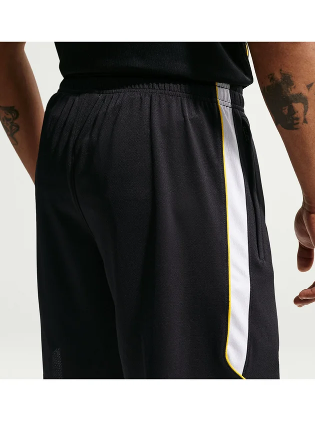 CFC NK DF Strk Short KZ