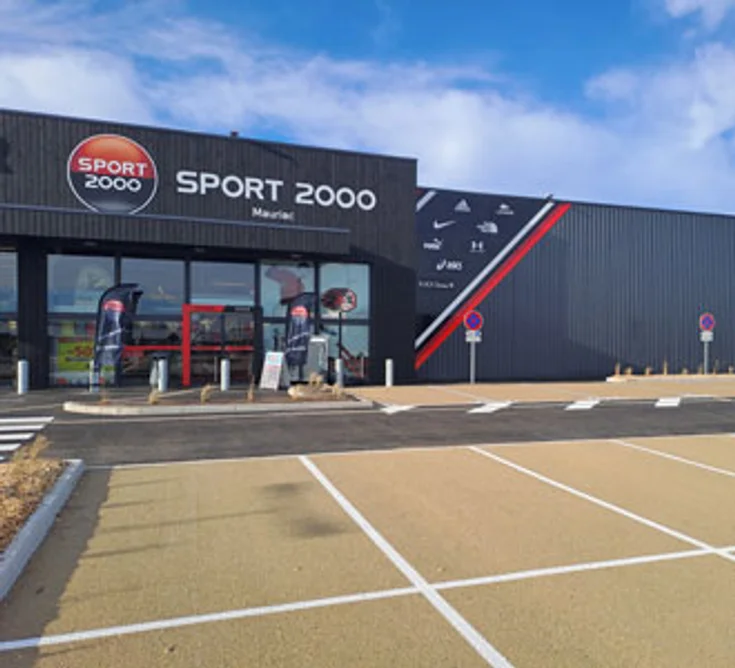 Extérieur du magasin SPORT 2000 MAURIAC