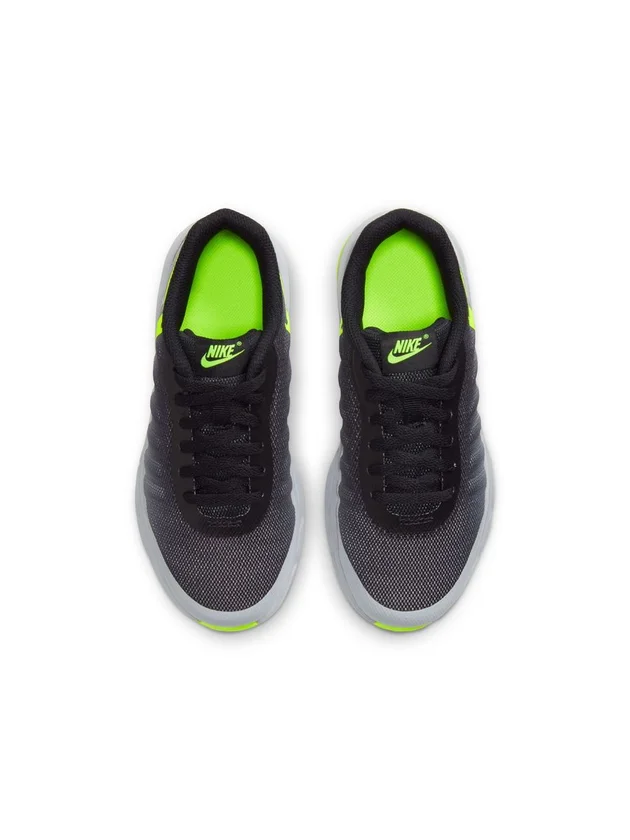 Air Max Invigor