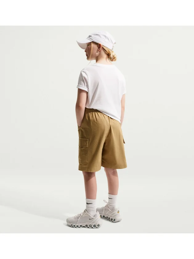 Crest Tee
