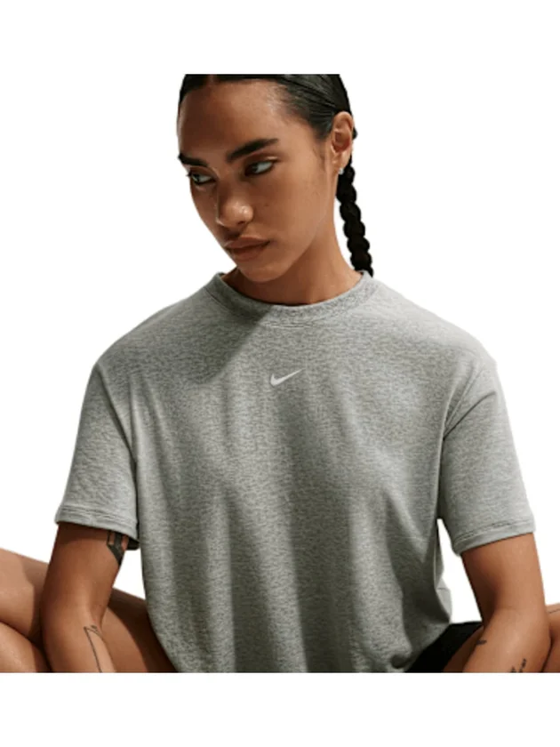 Nk One Relaxed Df Ss Top