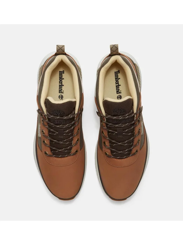 Low Lace Up Sneaker