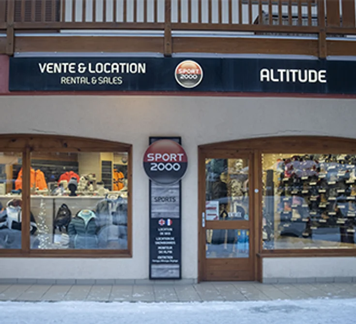 Extérieur du magasin SPORT 2000 SERRE CHEVALIER LE MONETIER ALTITUDE