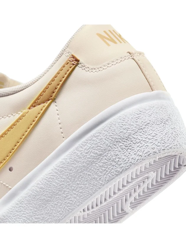 Blazer Low Platform