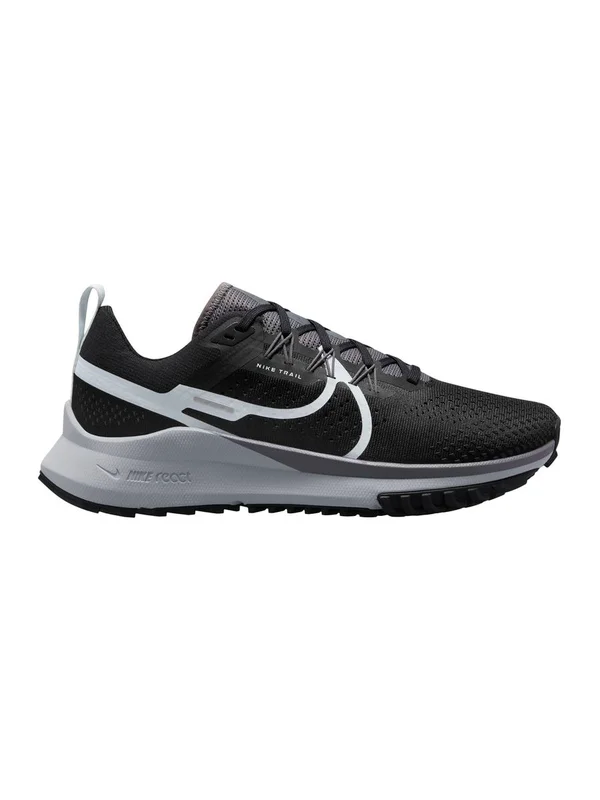 React Pegasus Trail 4