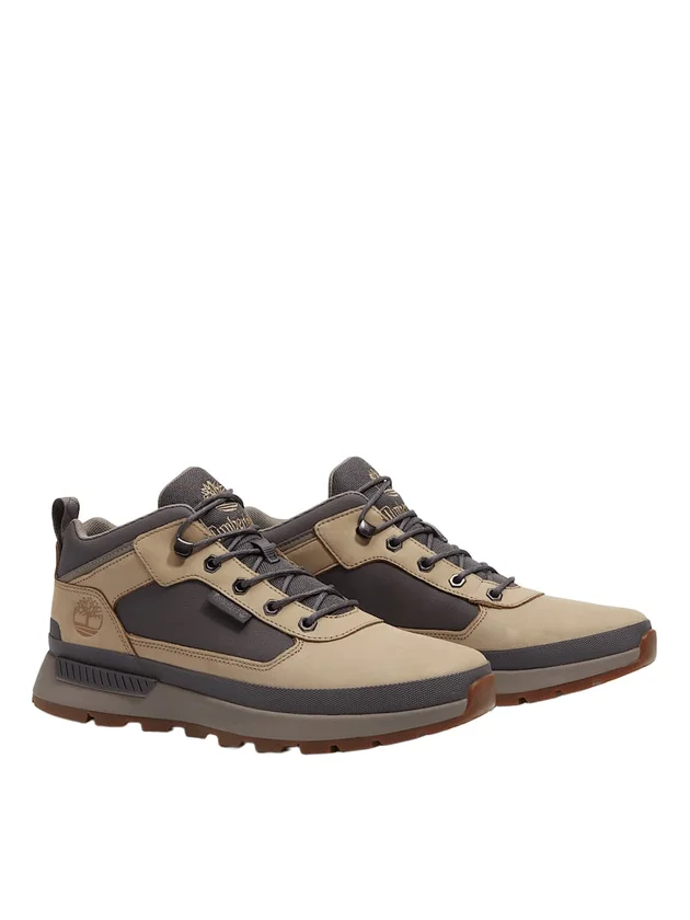 Low Lace Up Sneaker