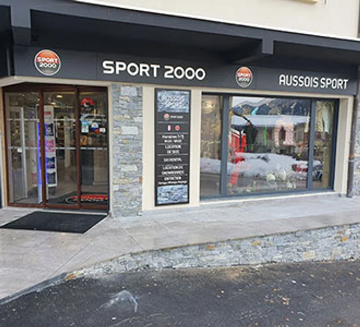 Extérieur du magasin SPORT 2000 AUSSOIS SPORTS
