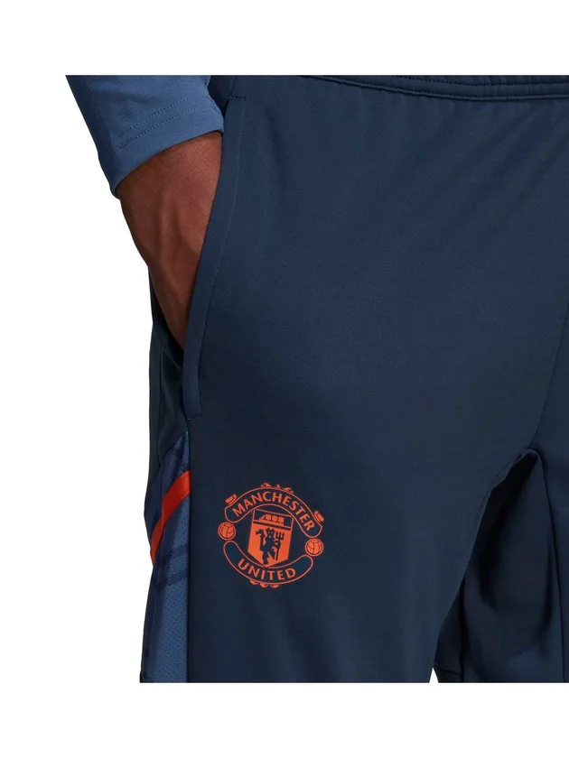 Mufc Tr Pnt