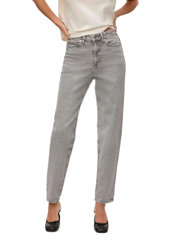 VmTessa Hr Mom Jeans