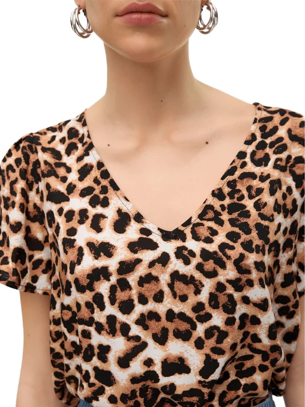Easy Joy V Neck Ss Blouse Wvn Ga