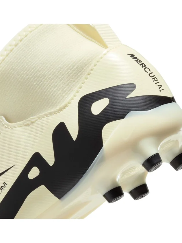 Zoom Superfly 9 Acad FG MG