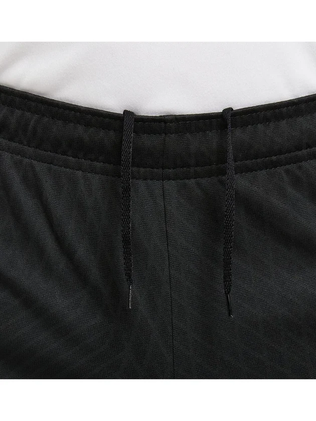 Strike Short
