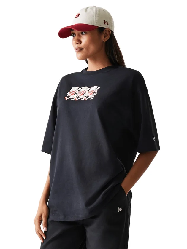 Character Grphc Os Tee