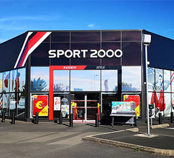 Extérieur du magasin SPORT 2000 NIORT