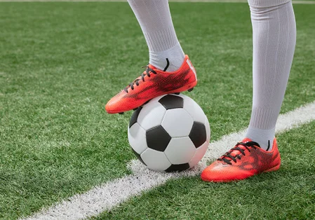Comment choisir le bon ballon pour jouer au football ?
