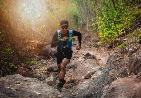 Quelle tenue choisir pour faire un trail ?