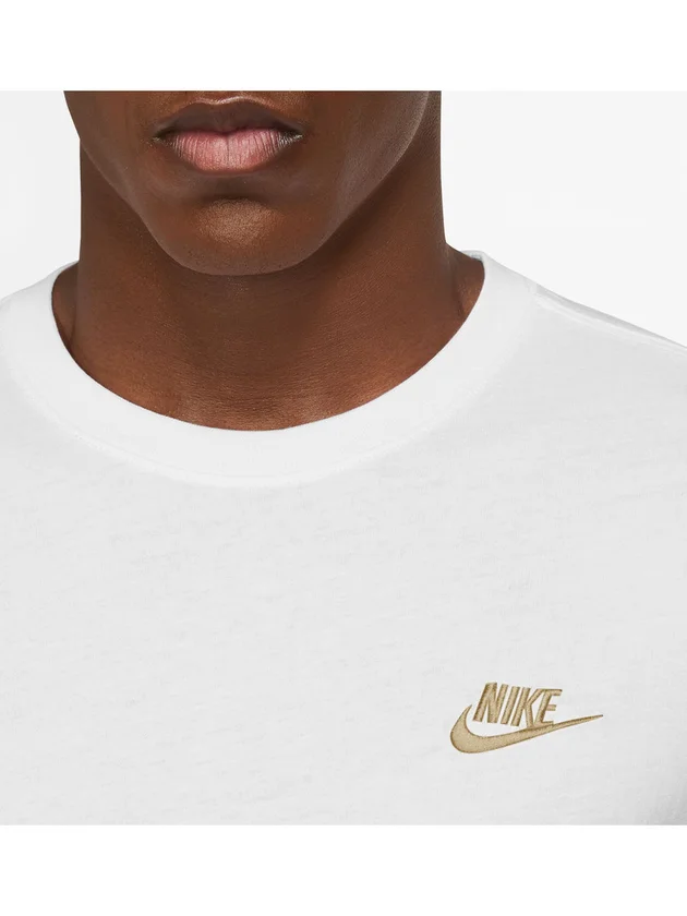 Club Tee