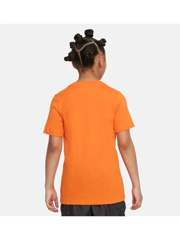 Tee Emb Futura