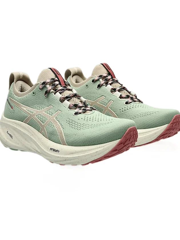 Gel Nimbus 26 TR