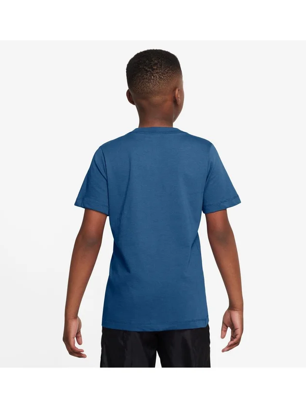 Tee Emb Futura