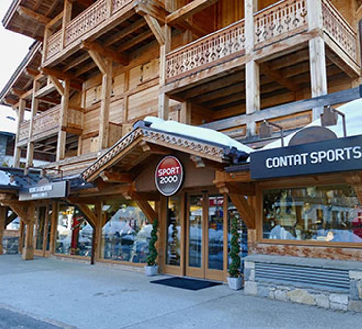 Extérieur du magasin SPORT 2000 LES GETS CONTAT SPORTS