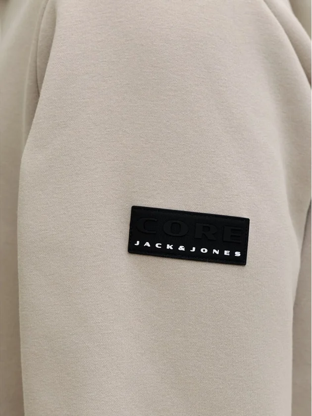 Fusion Sweat Badge Hood
