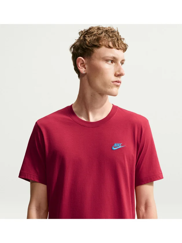 Club Tee