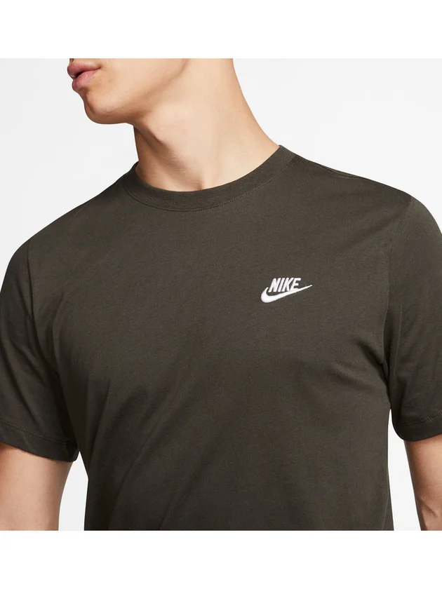 Club Tee