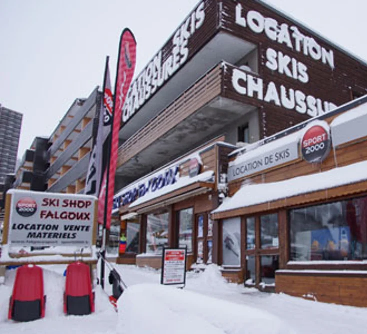 Extérieur du magasin SPORT 2000 SUPER BESSE SKI SHOP FALGOUX