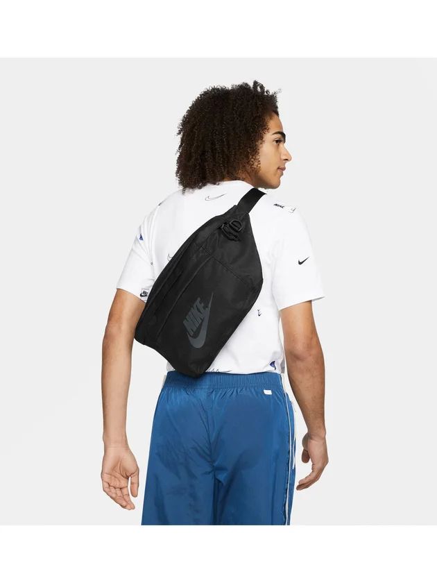 Tech Hip Pack