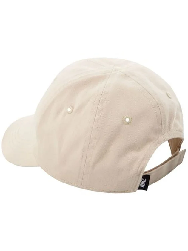 Futura Curve Brim Cap