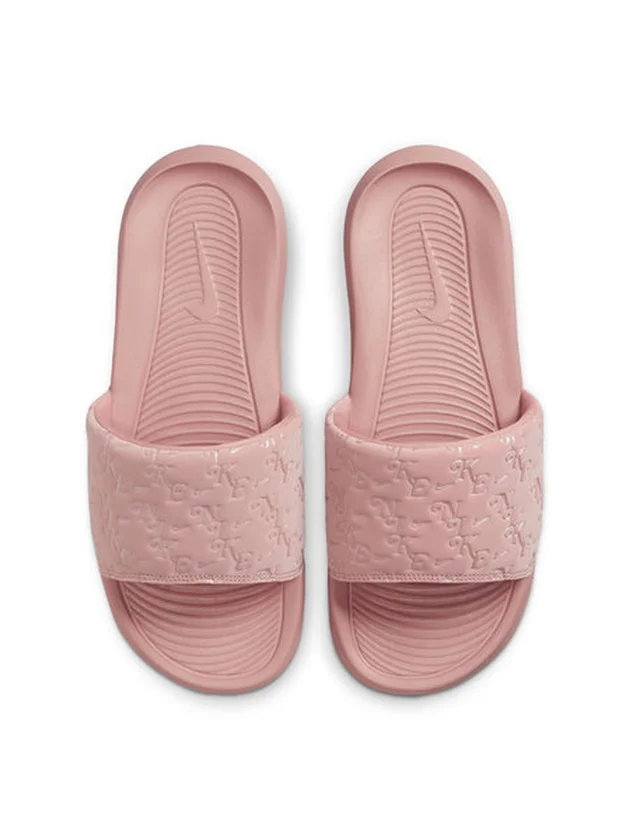 Victori One Slide Print