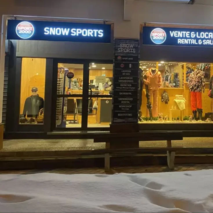 Extérieur du magasin SPORT 2000 LES MENUIRES SNOW SPORT