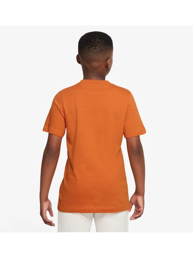 Tee Emb Futura
