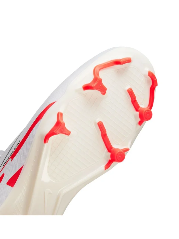 Zoom Superfly 9 Acad FG MG