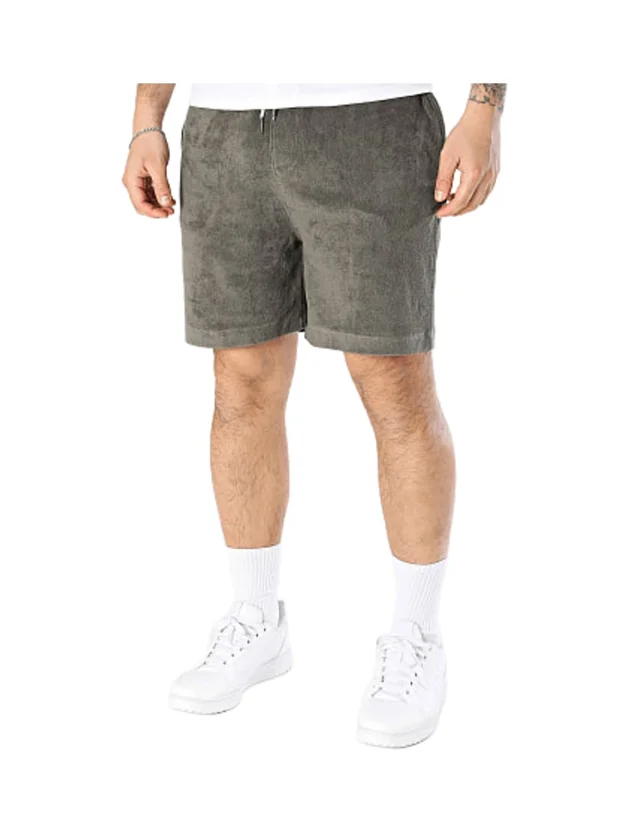 Narciso St M M+