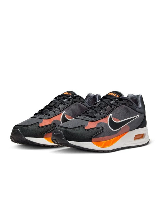 Air Max Solo SE