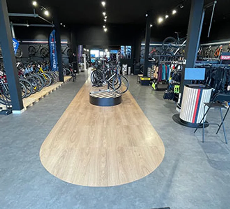 Extérieur du magasin MONDOVELO CHARTRES - FONTENAY SUR EURE