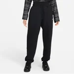 BLACK/SAIL