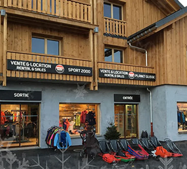 Extérieur du magasin SPORT 2000 LA TOUSSUIRE PLANET GLISSE