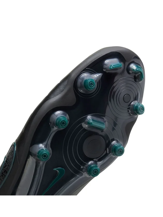 Legend 10 Elite FG