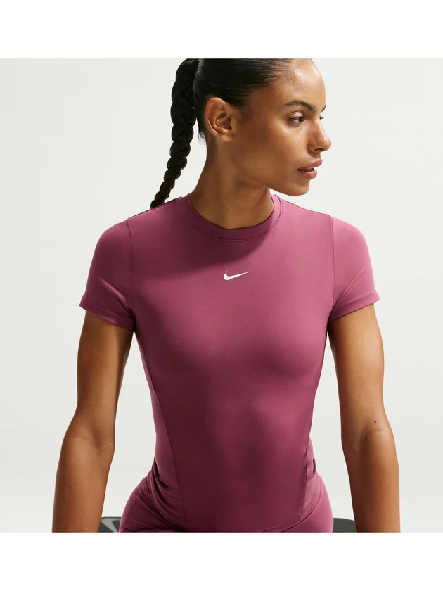 One Fitted SS Top