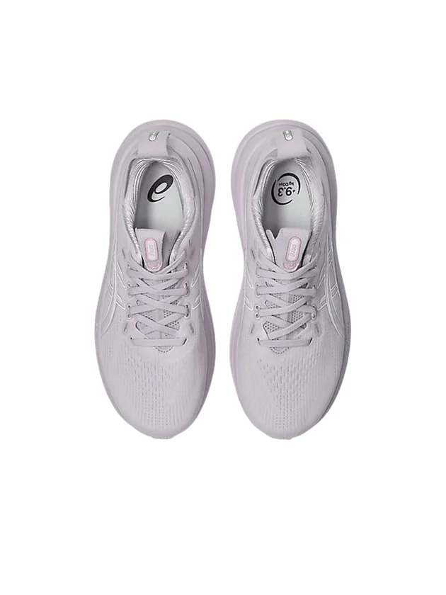 Gel Nimbus 28
