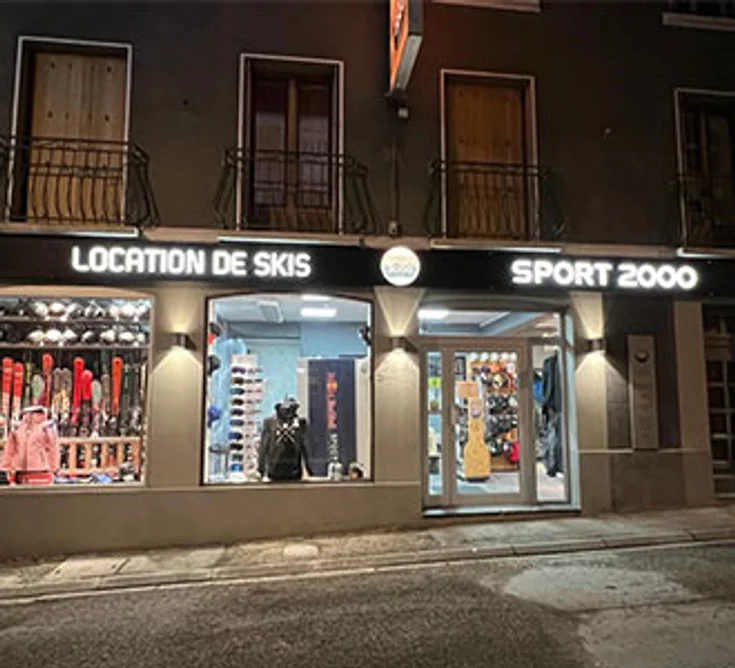 Extérieur du magasin SPORT 2000 CAUTERETS COTE SKI