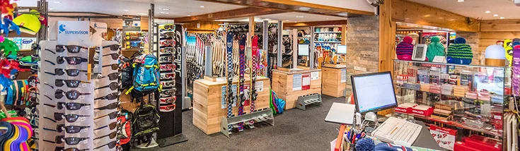 Intérieur du magasin SPORT 2000 PRA-LOUP WOLF SKI SHOP