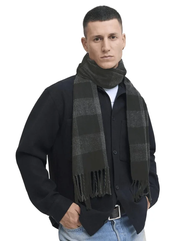 Jachakkai Scarf