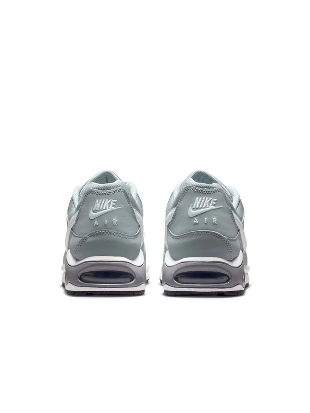 Air Max Command