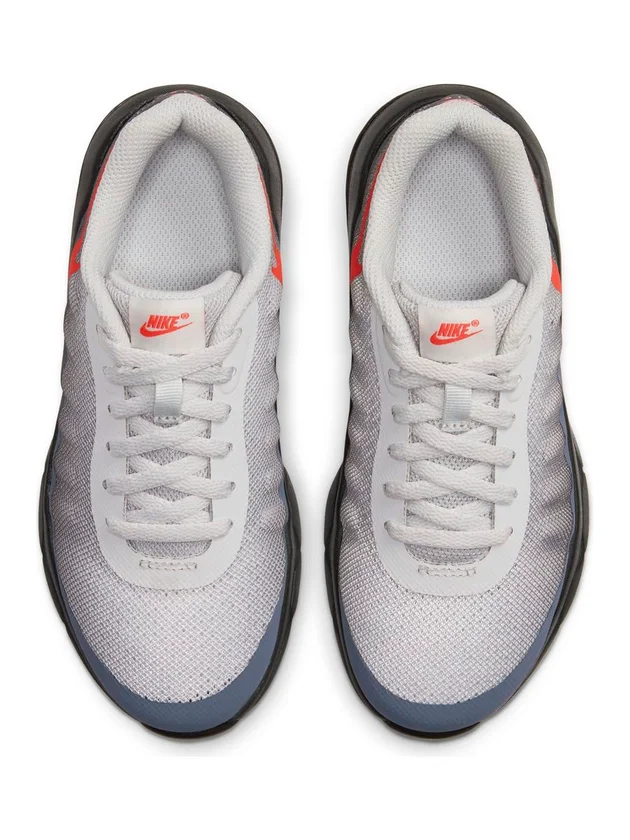 Air Max Invigor