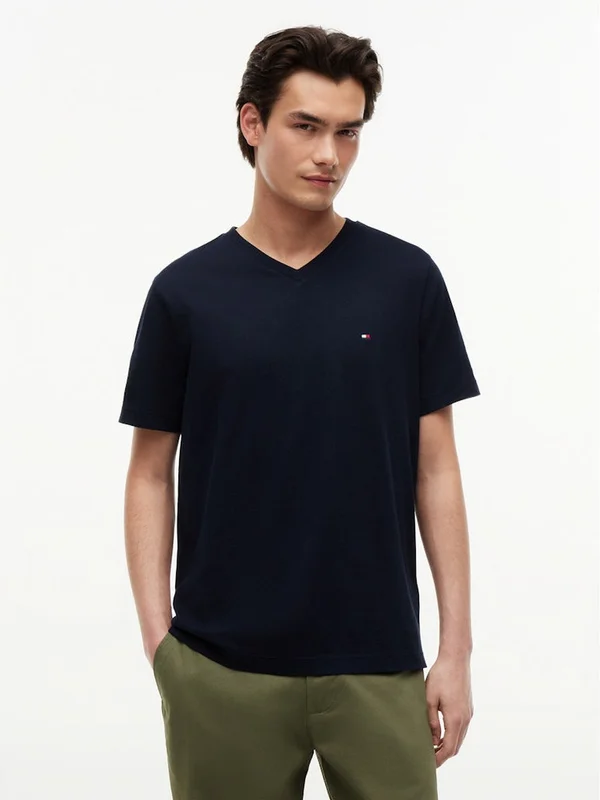 Essential V Neck Tee